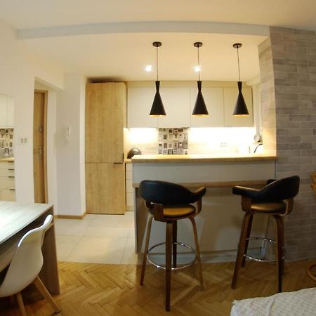 Apatramenty Promienista Apartman Poznań Kültér fotó
