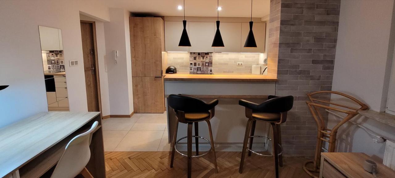 Apatramenty Promienista Apartman Poznań Kültér fotó