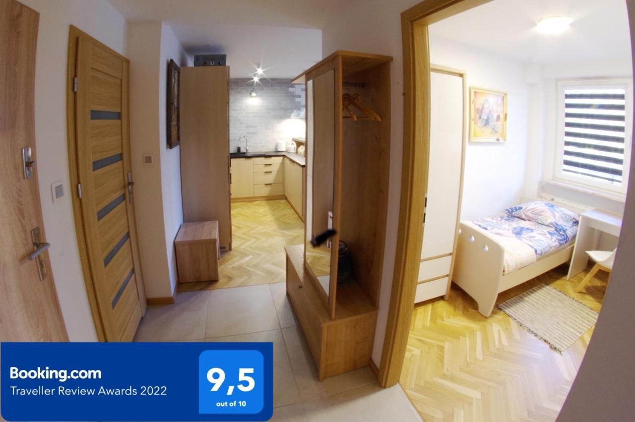 Apatramenty Promienista Apartman Poznań Kültér fotó
