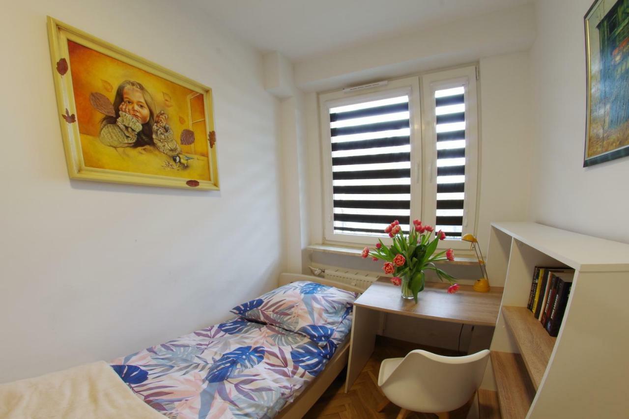 Apatramenty Promienista Apartman Poznań Kültér fotó