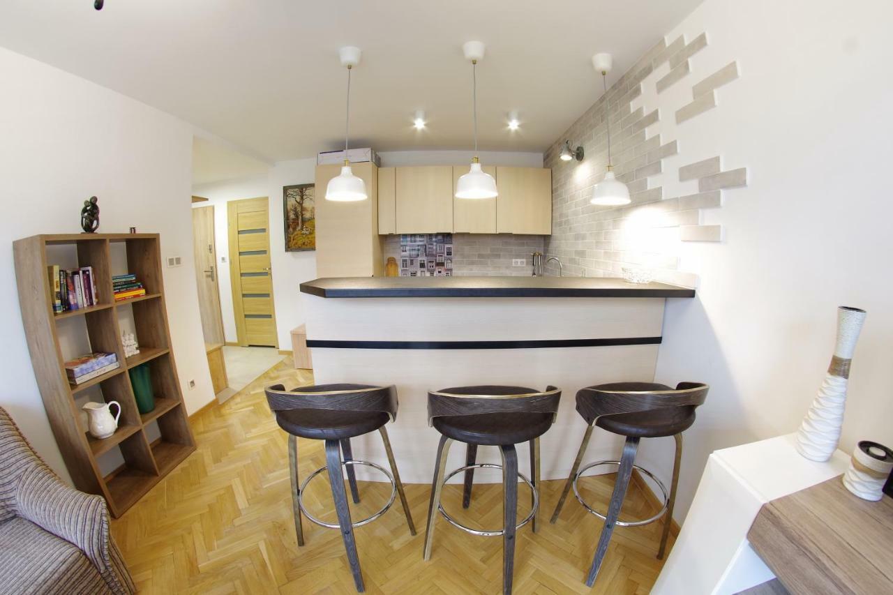 Apatramenty Promienista Apartman Poznań Kültér fotó